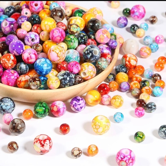 100 Pieces Of Crystal Flower Circular Acrylic Beads - Picture 2 of 8